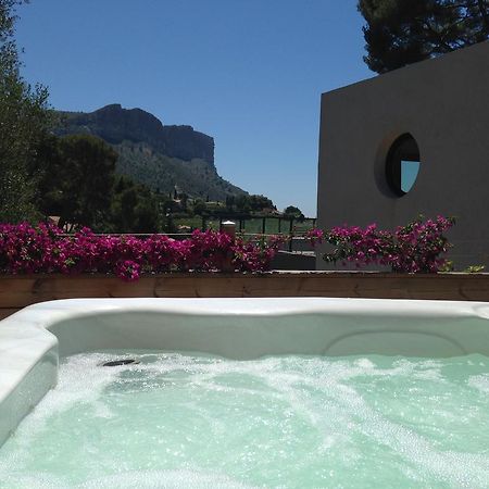 By Cassis Chambre Privee Dans Maison Familiale Εξωτερικό φωτογραφία