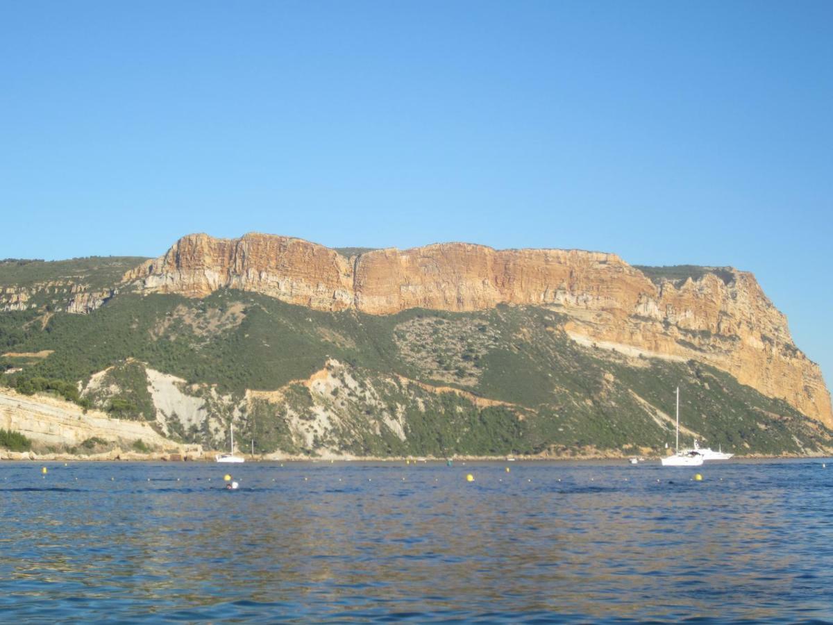 By Cassis Chambre Privee Dans Maison Familiale Εξωτερικό φωτογραφία